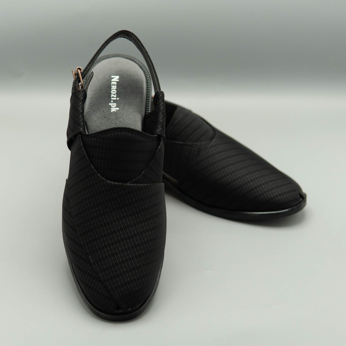 Textured Black Casual Sandals